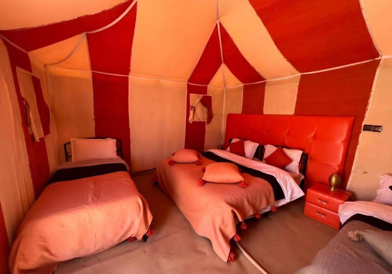Hotel Toop Luxury Camp à Merzouga Extérieur photo