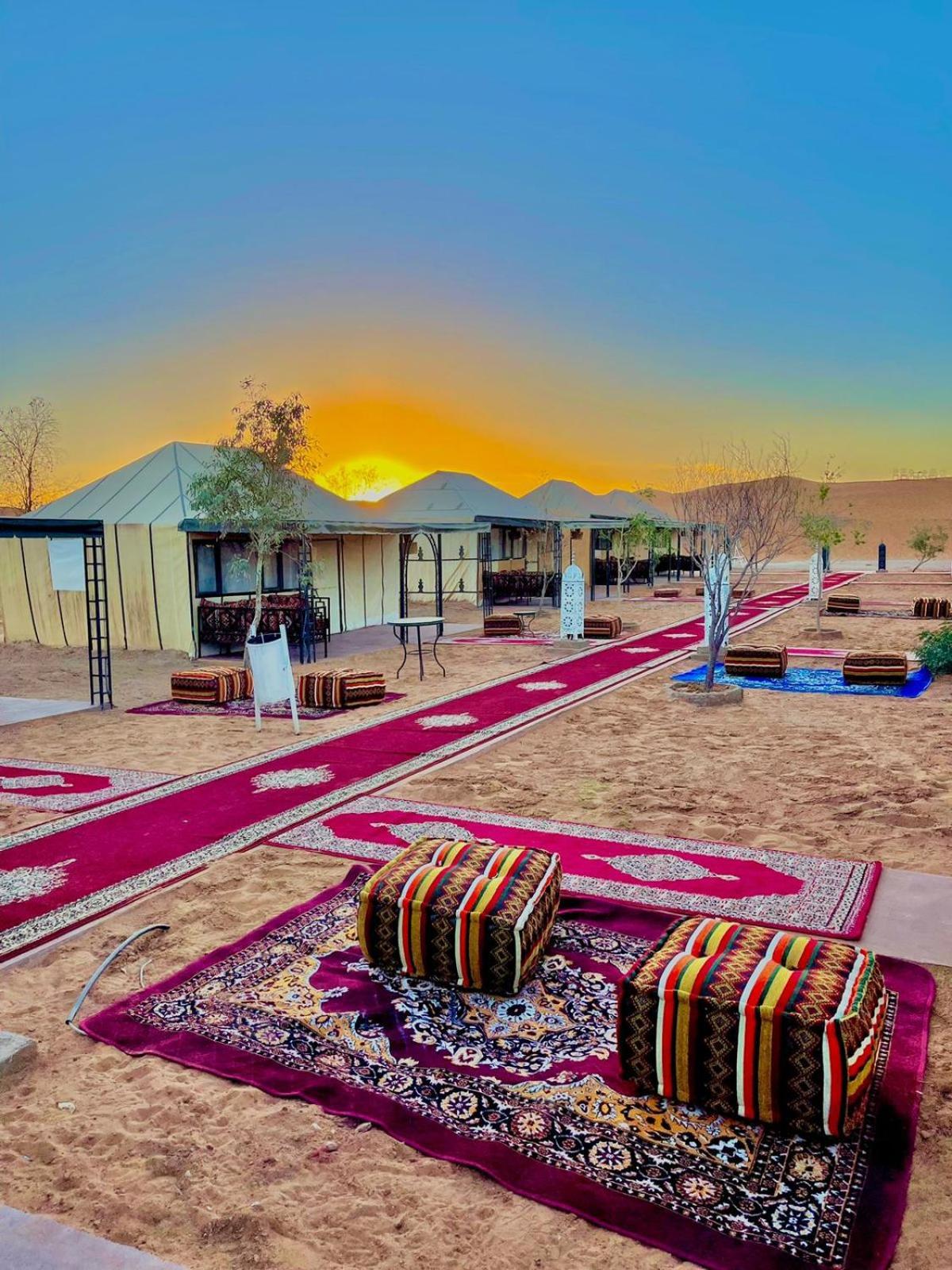Hotel Toop Luxury Camp à Merzouga Extérieur photo