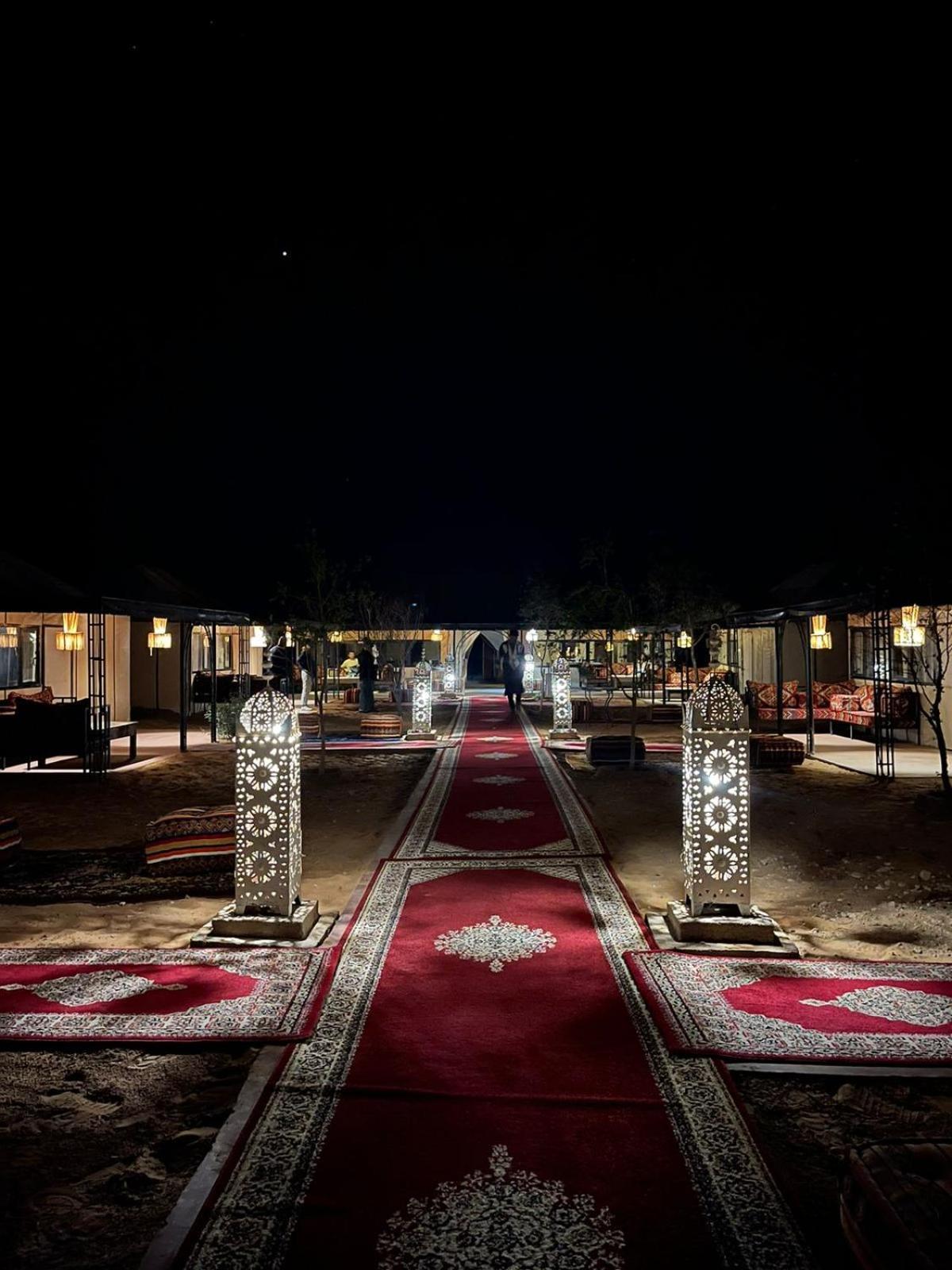 Hotel Toop Luxury Camp à Merzouga Extérieur photo