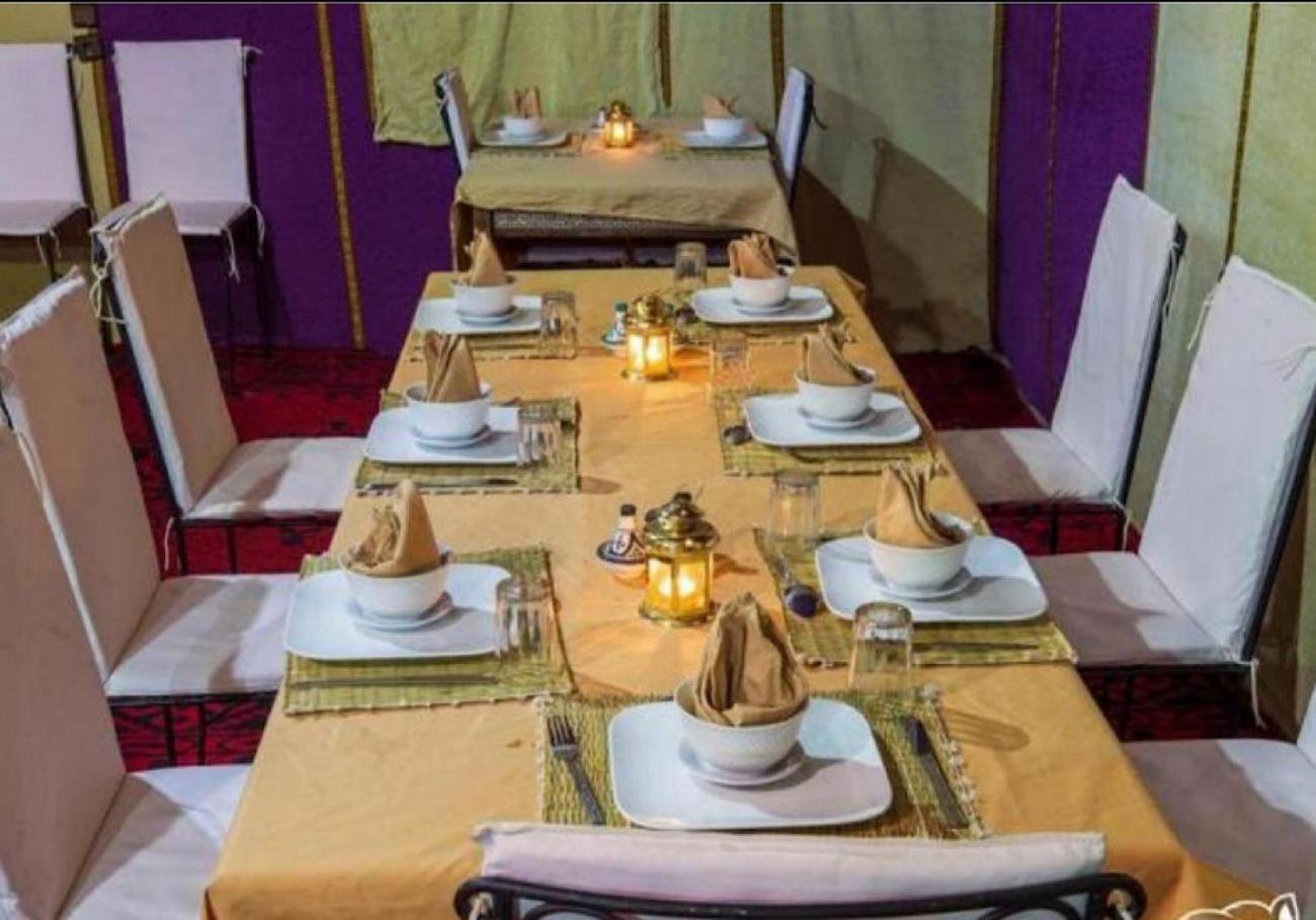 Hotel Toop Luxury Camp à Merzouga Extérieur photo