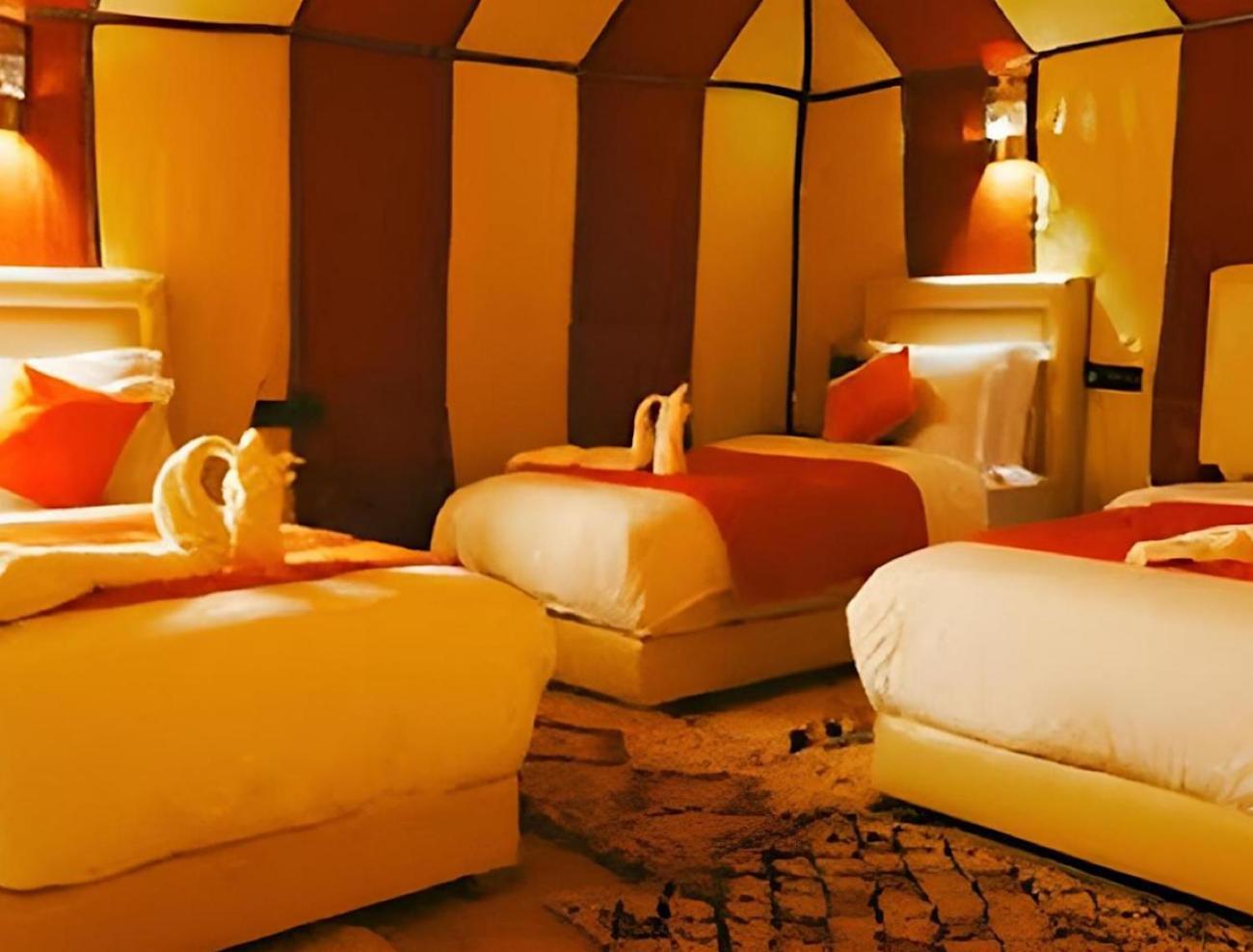 Hotel Toop Luxury Camp à Merzouga Extérieur photo