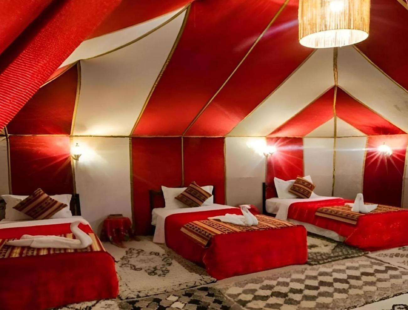 Hotel Toop Luxury Camp à Merzouga Extérieur photo